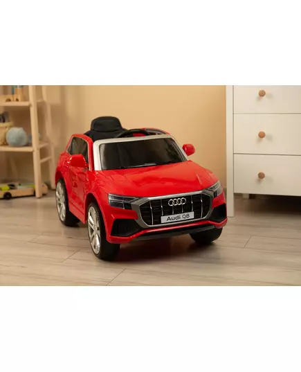 Audi Q8 Rood Accuvoertuig